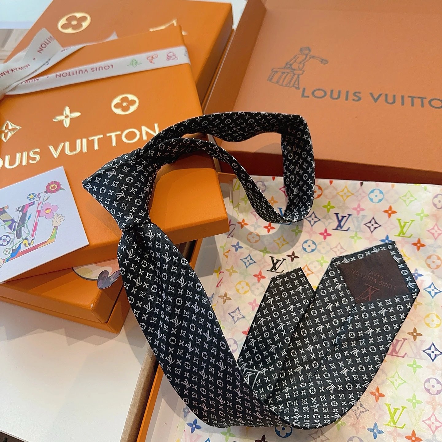 Louis Vuitton Silk Tie Ver.Q — Photo 9