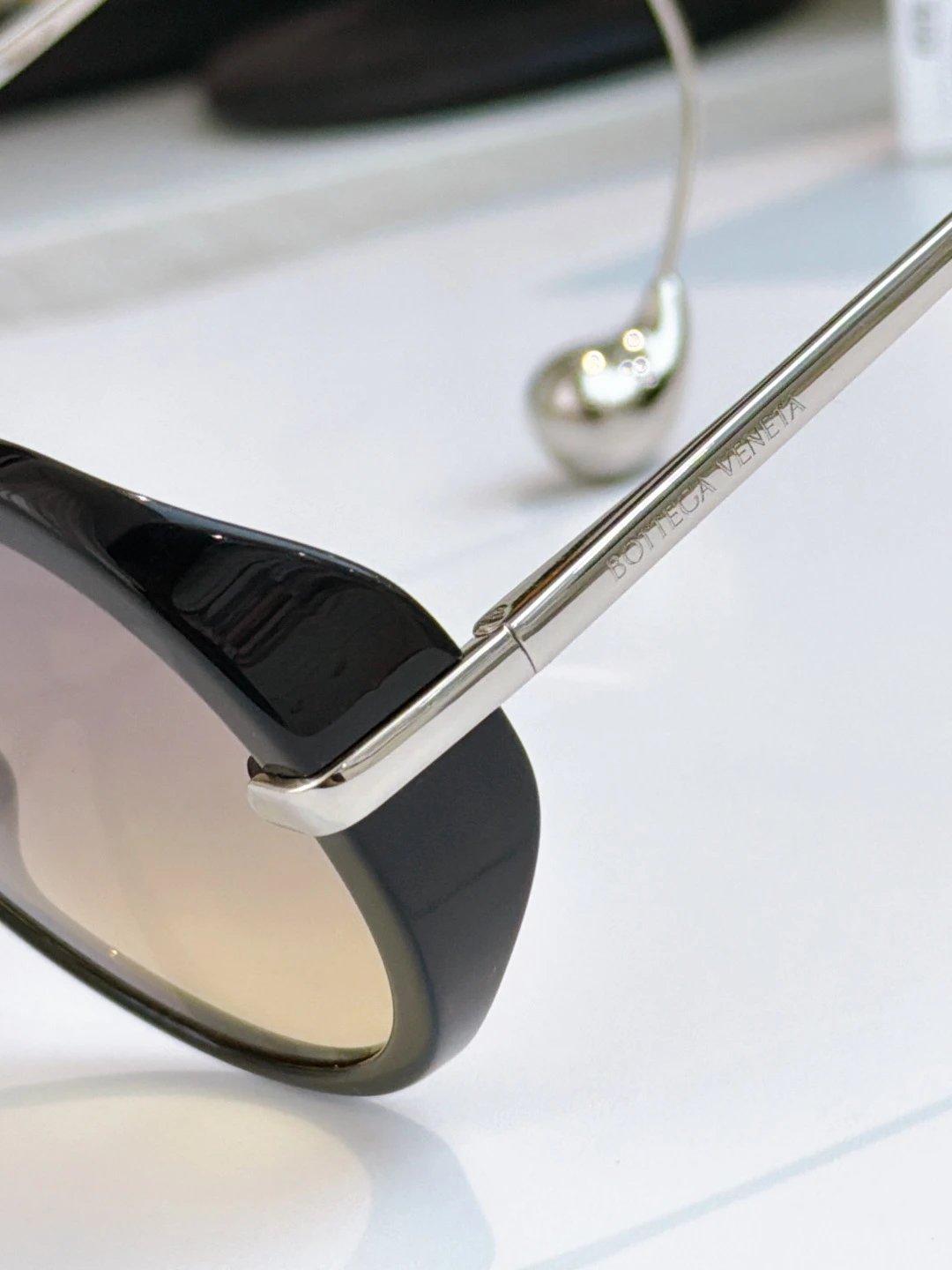 Bottega Veneta Sunglasses Ver.F — photo 4