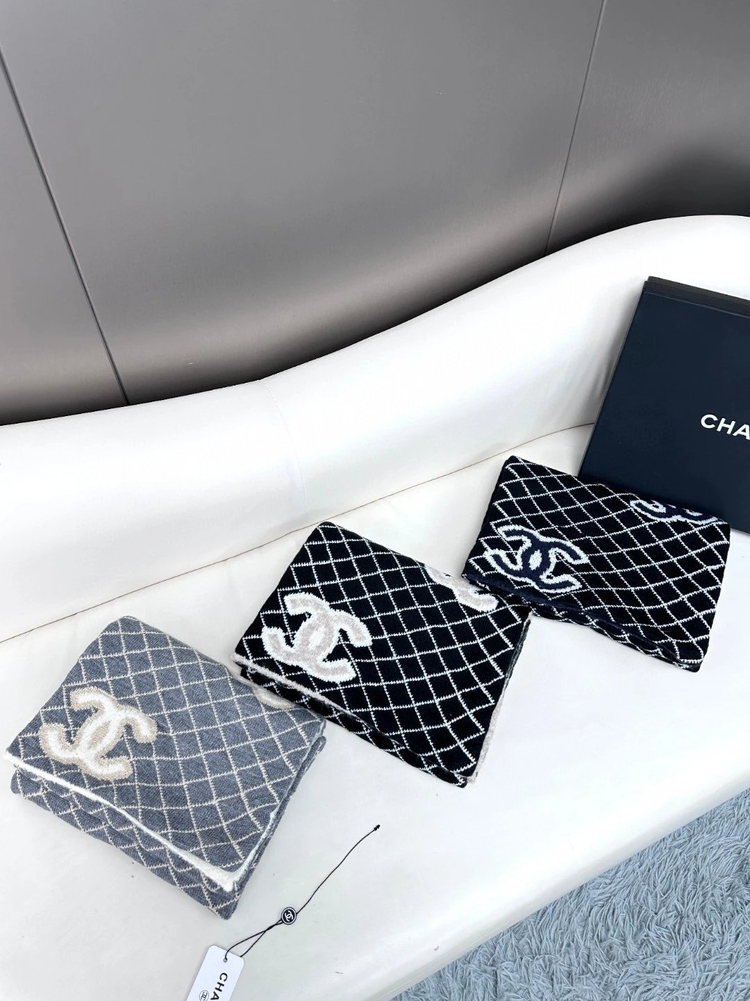 Chanel Scarf — Photo 9