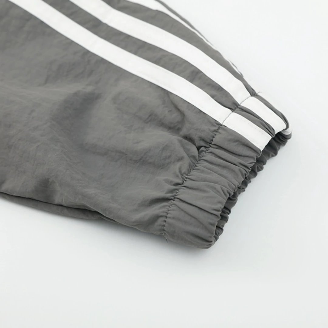 Real Madrid 2025 Windbreaker Jacket 26 Gray — QC