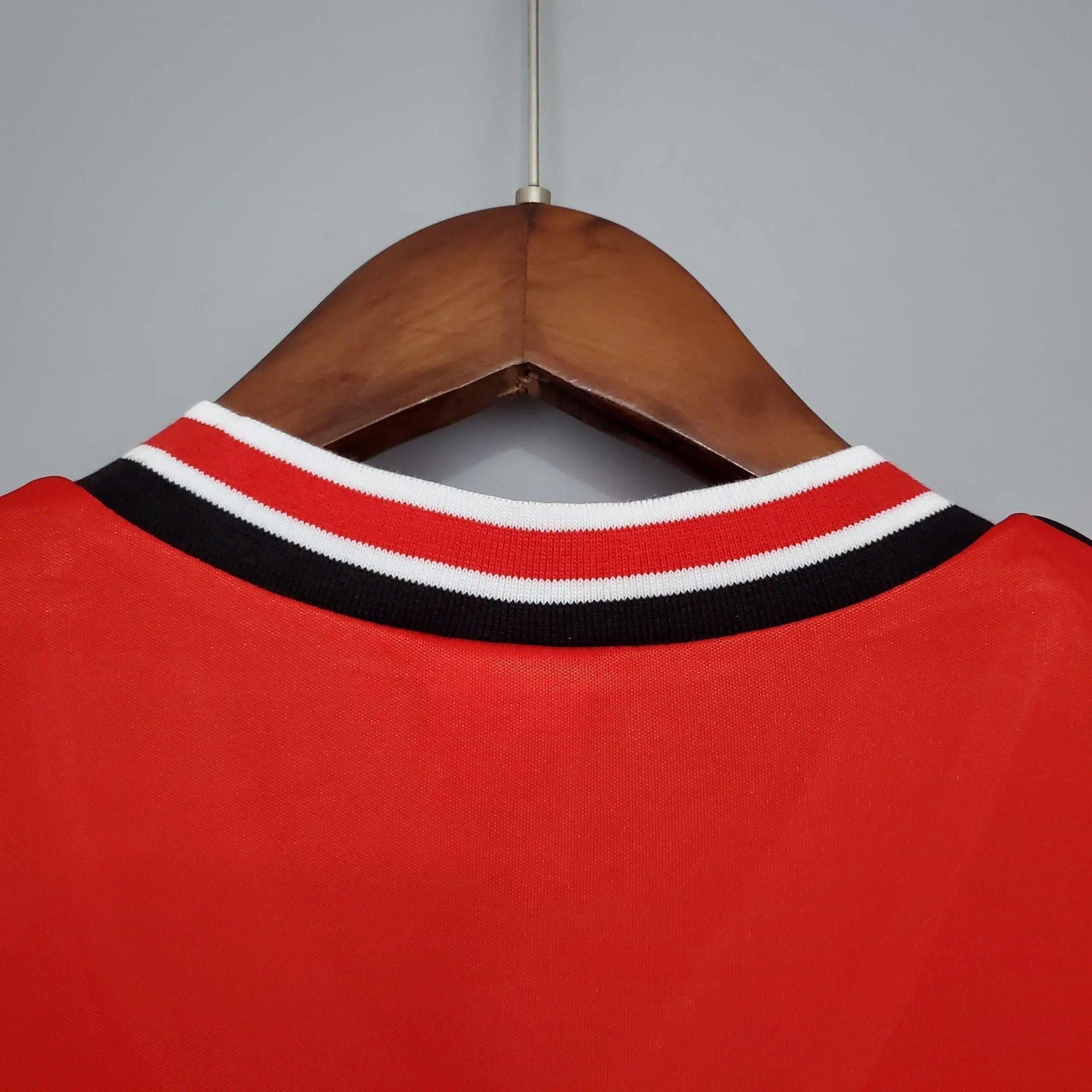 Manchester United 85/86 Retro Jersey — photo 4