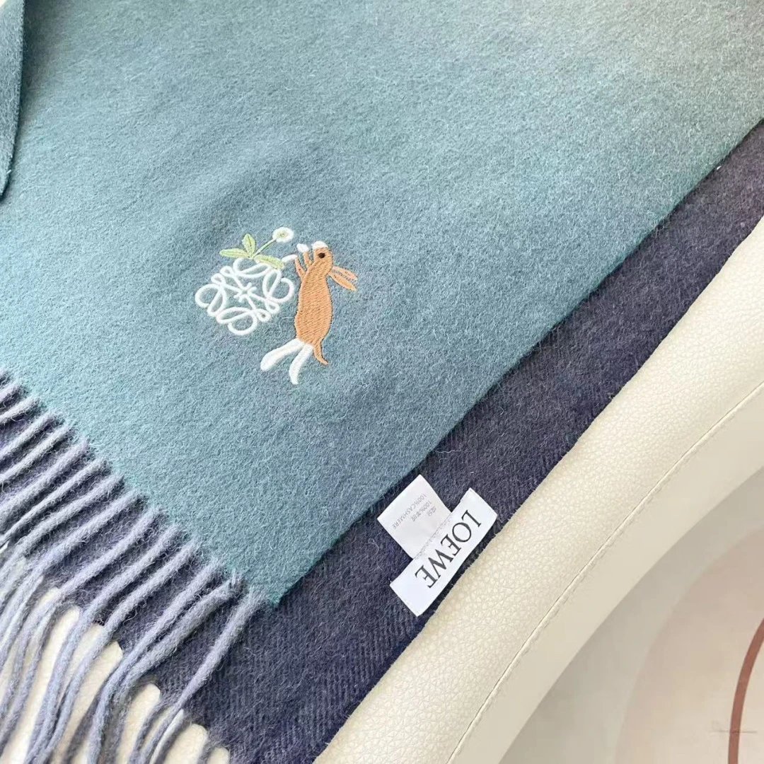 Loewe Cashmere Scarf Ver.H — Photo 9