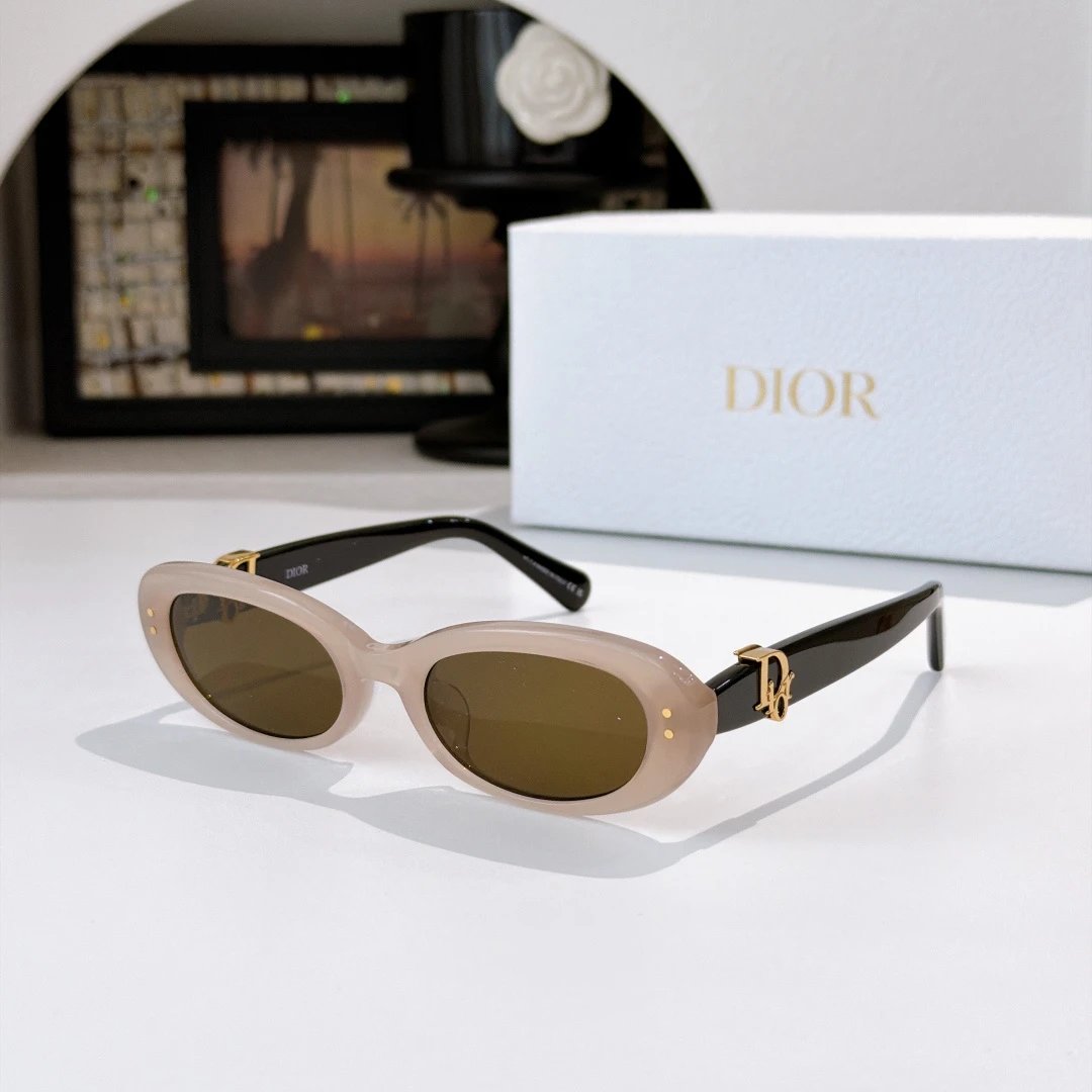 Dior Oblique Sunglasses 52-19-140 — QC