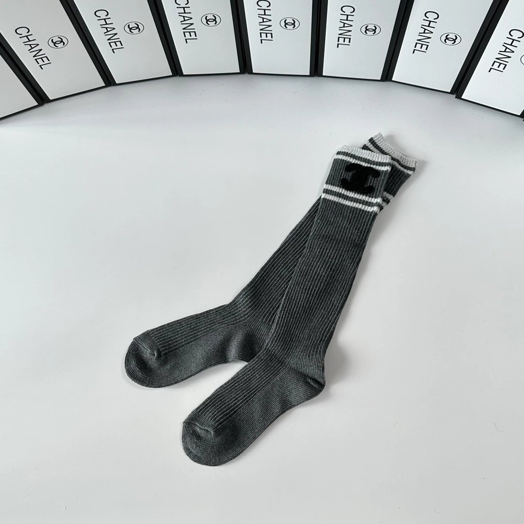 Chanel Cashmere Socks 5-Pair Box Ver.A — photo 11
