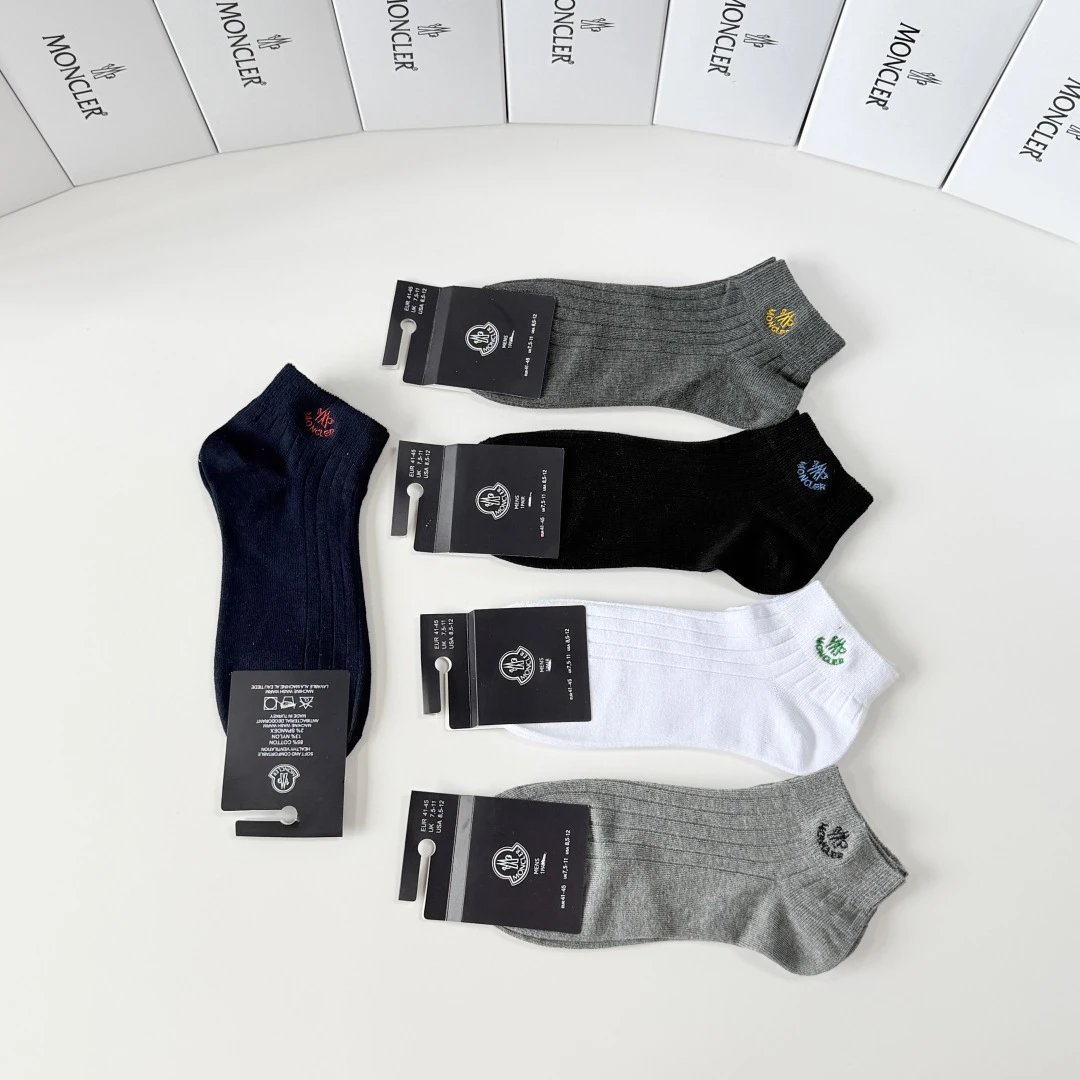 Moncler Embroidered Quarter Socks 5-Pair Box Ver.D — photo 6