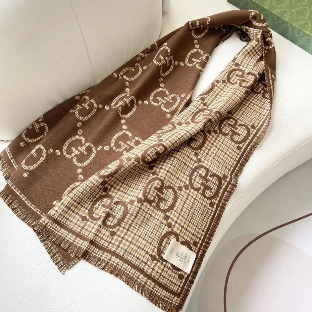 Gucci Cashmere Shawl Ver.B — QC