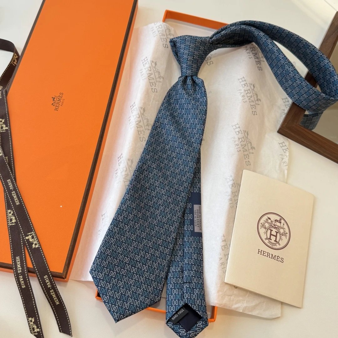 Hermes Silk Tie Ver.B — Photo 9