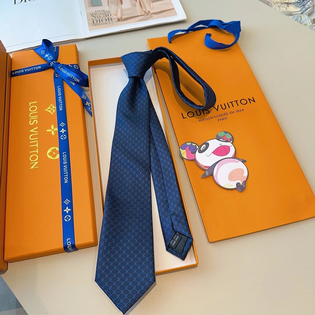 Louis Vuitton Silk Tie Ver.F — Photo 9