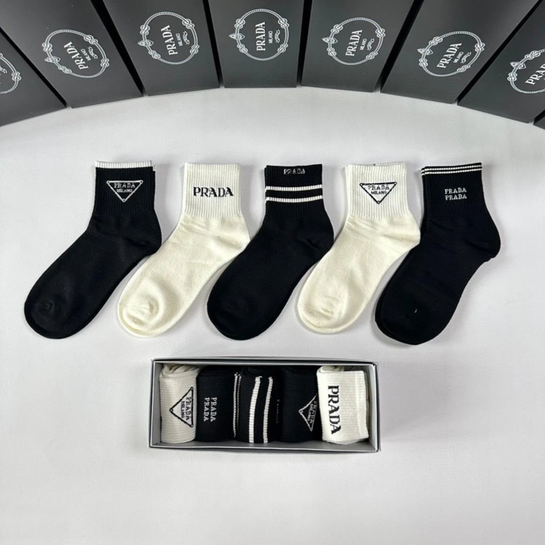 Prada Crew Socks 5-Pair Box Ver.A — Photo 2