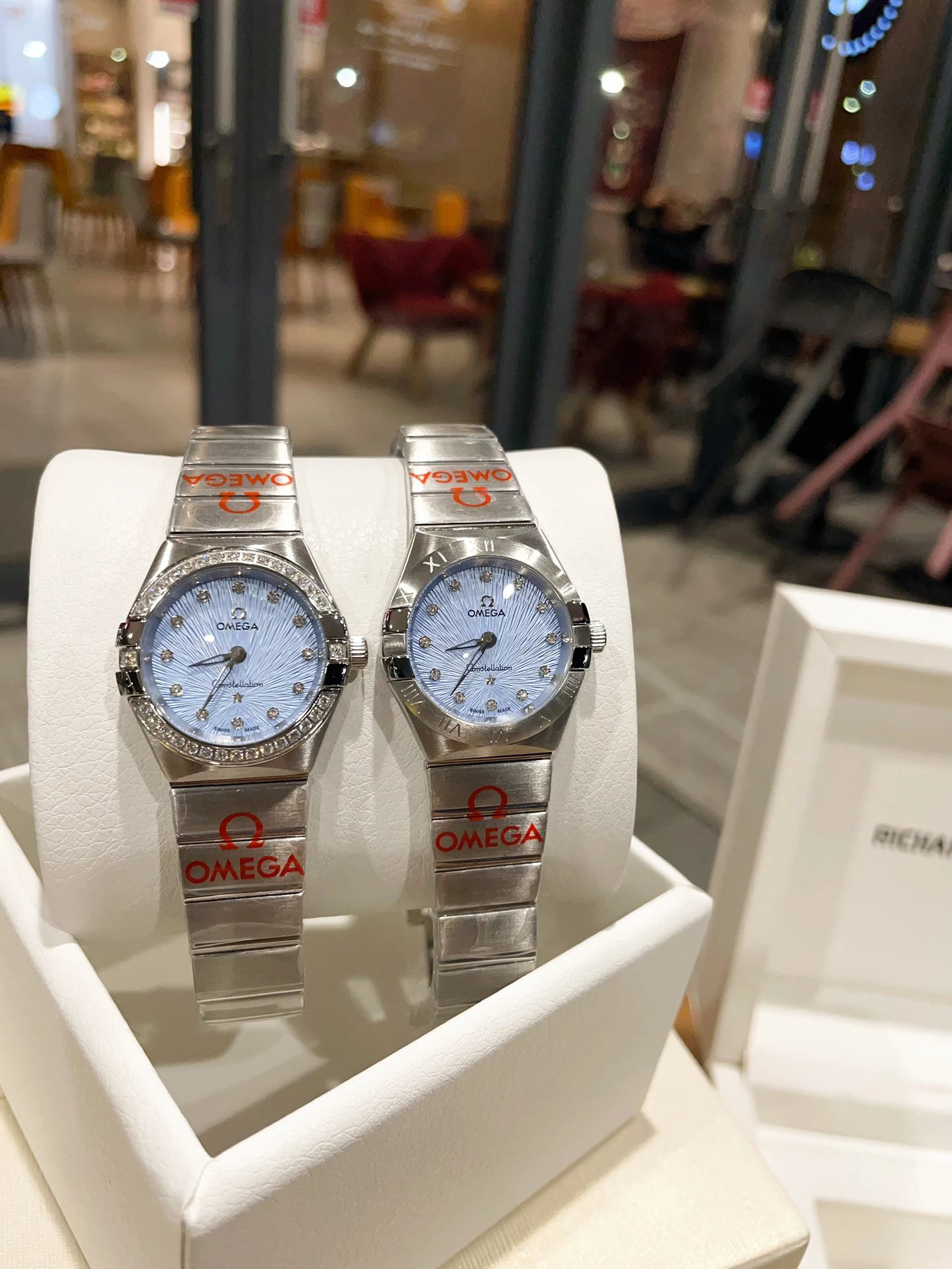 Omega Constellation horloge met blauwe wijzerplaat