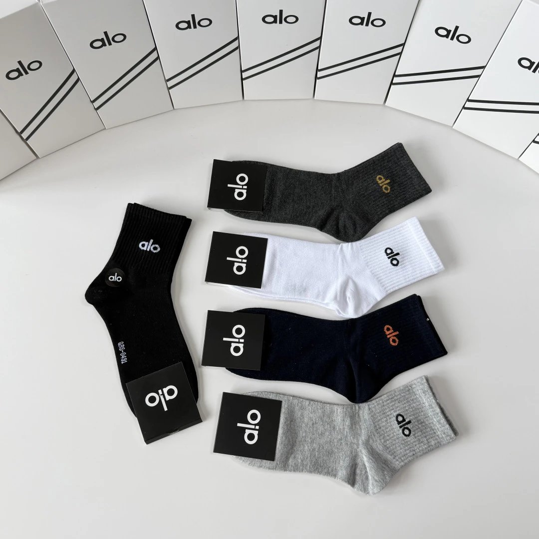 ALO Crew Socks 5-Pair Box Ver.A — QC