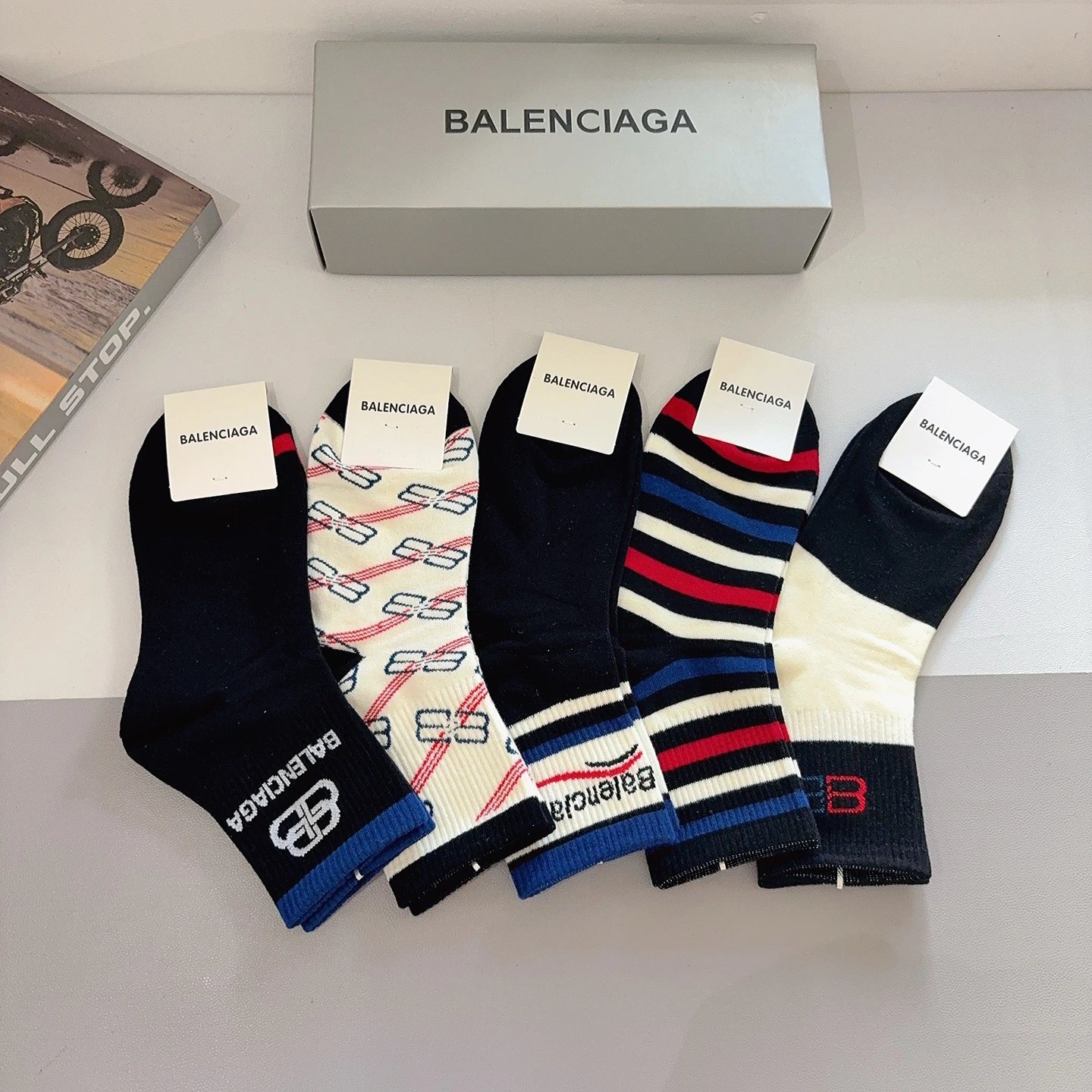 Balenciaga Crew Socks Ver.B — QC