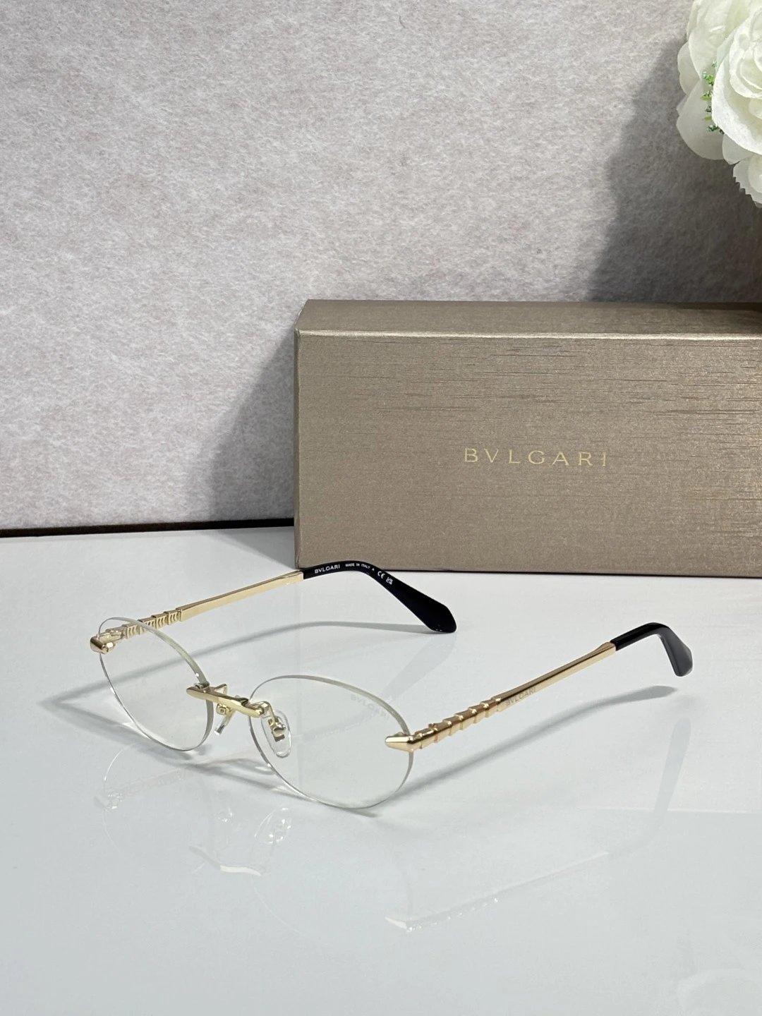 Bvlgari BV50070U Sunglasses 56-16-145 Ver.A — photo 2