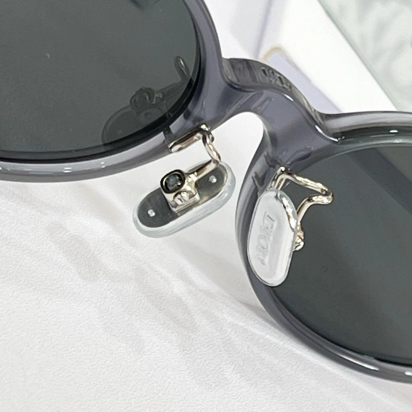 Dior Bow Sunglasses 53-17-145 — photo 9