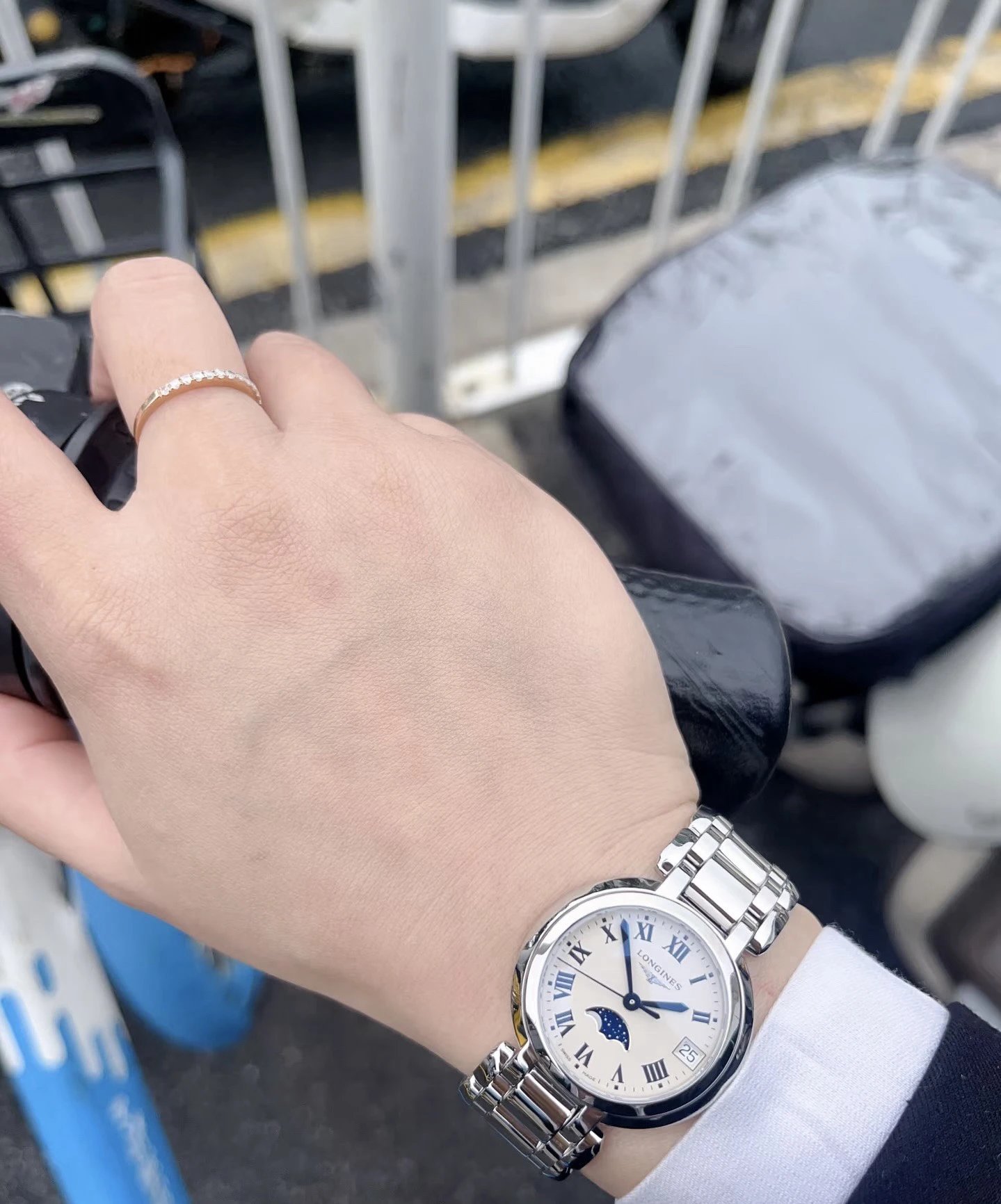 Longines PrimaLuna Automatic Ladies Watch — Photo 2