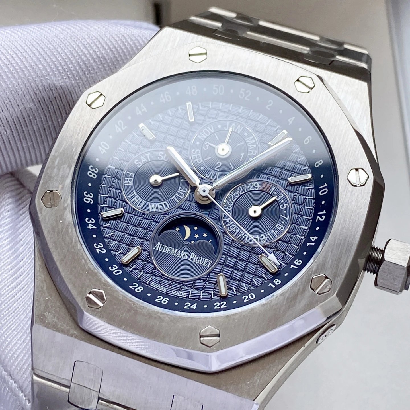Audemars Piguet Royal Oak Automatic Watch 41mm Ver.A — photo 6