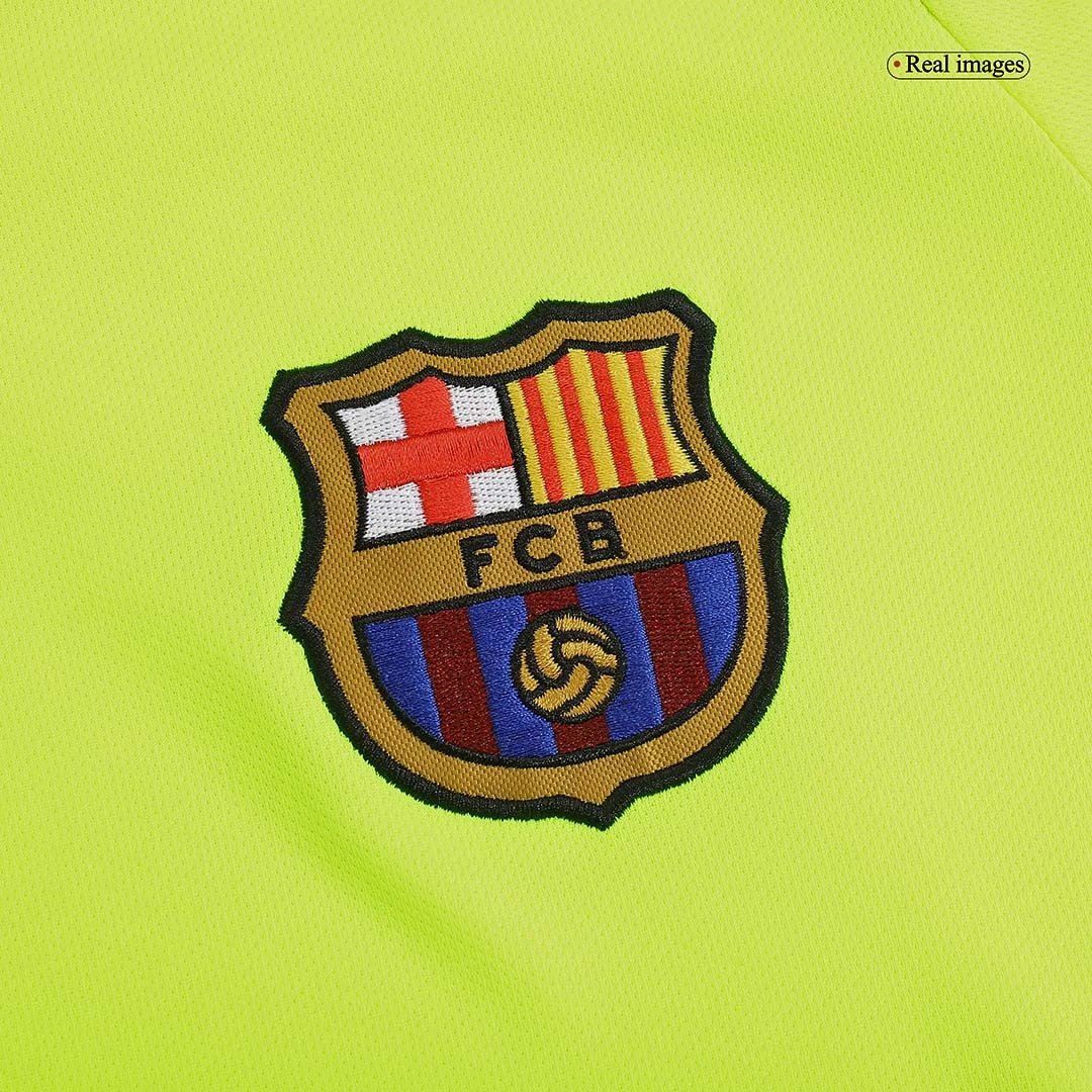 Barcelona 2005/06 FC Retro Away Jersey — Photo 6