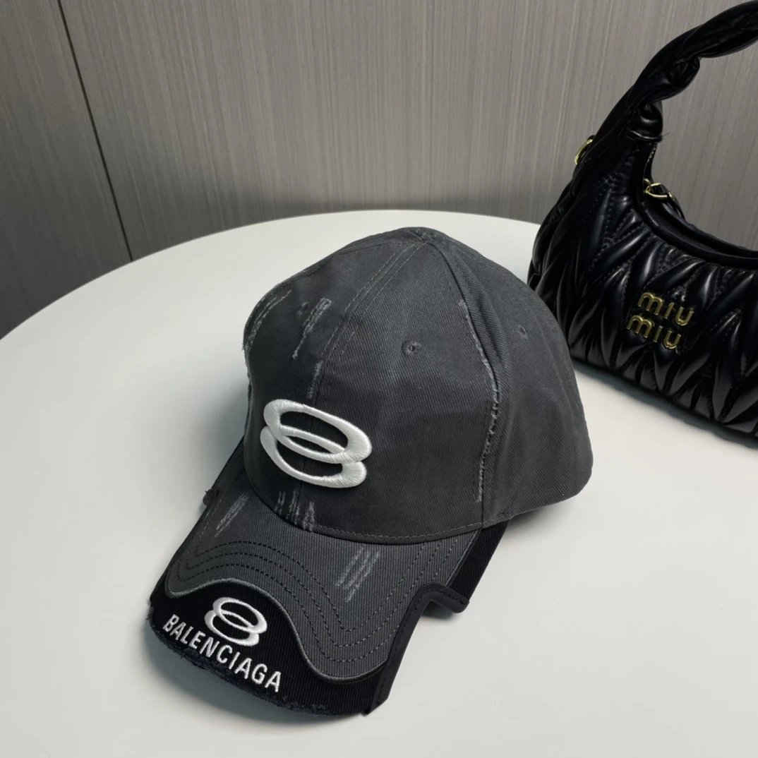 Balenciaga Baseball Cap Ver.B — photo 9