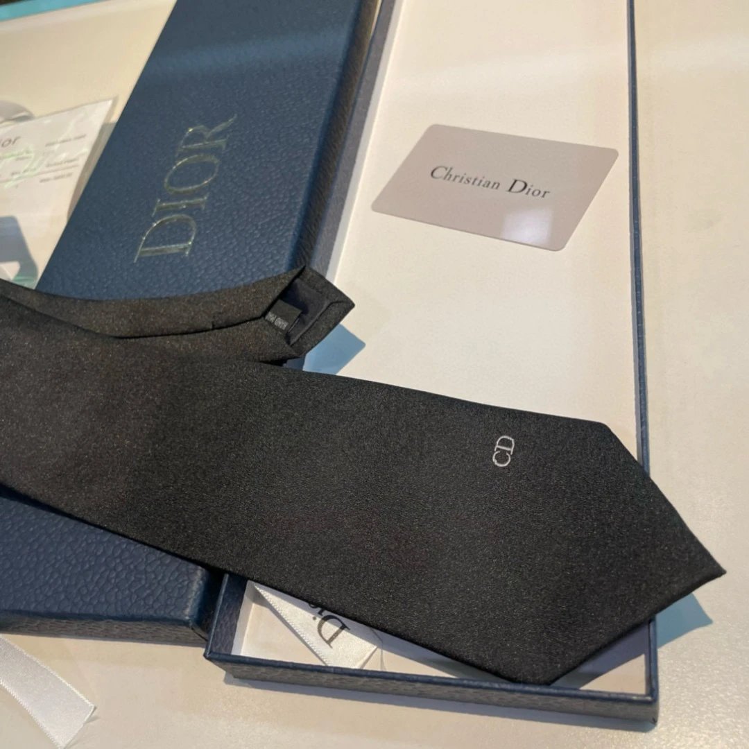 Dior Tie Ver.I — QC