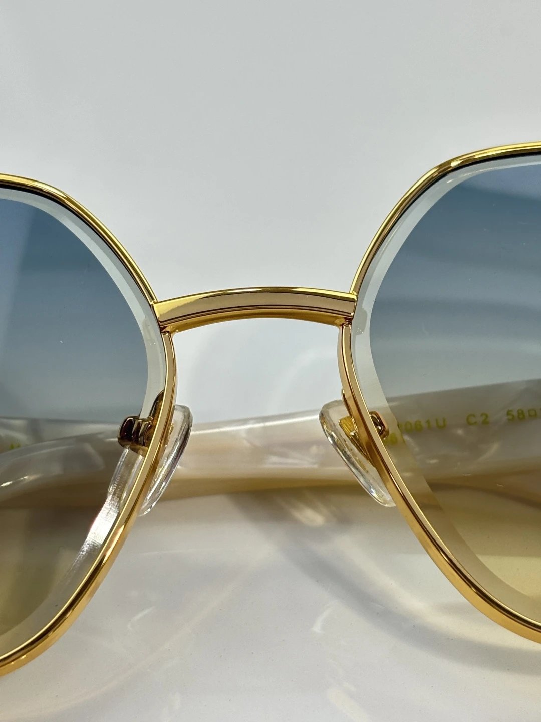 Louis Vuitton Z2061U Sunglasses 58-17-145 — Zdjęcie 9