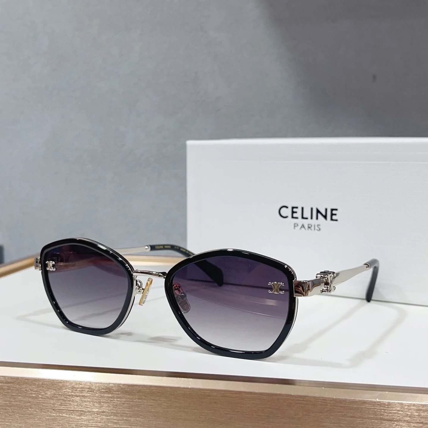 Celine CL42134U Sunglasses 56-22-145 — QC