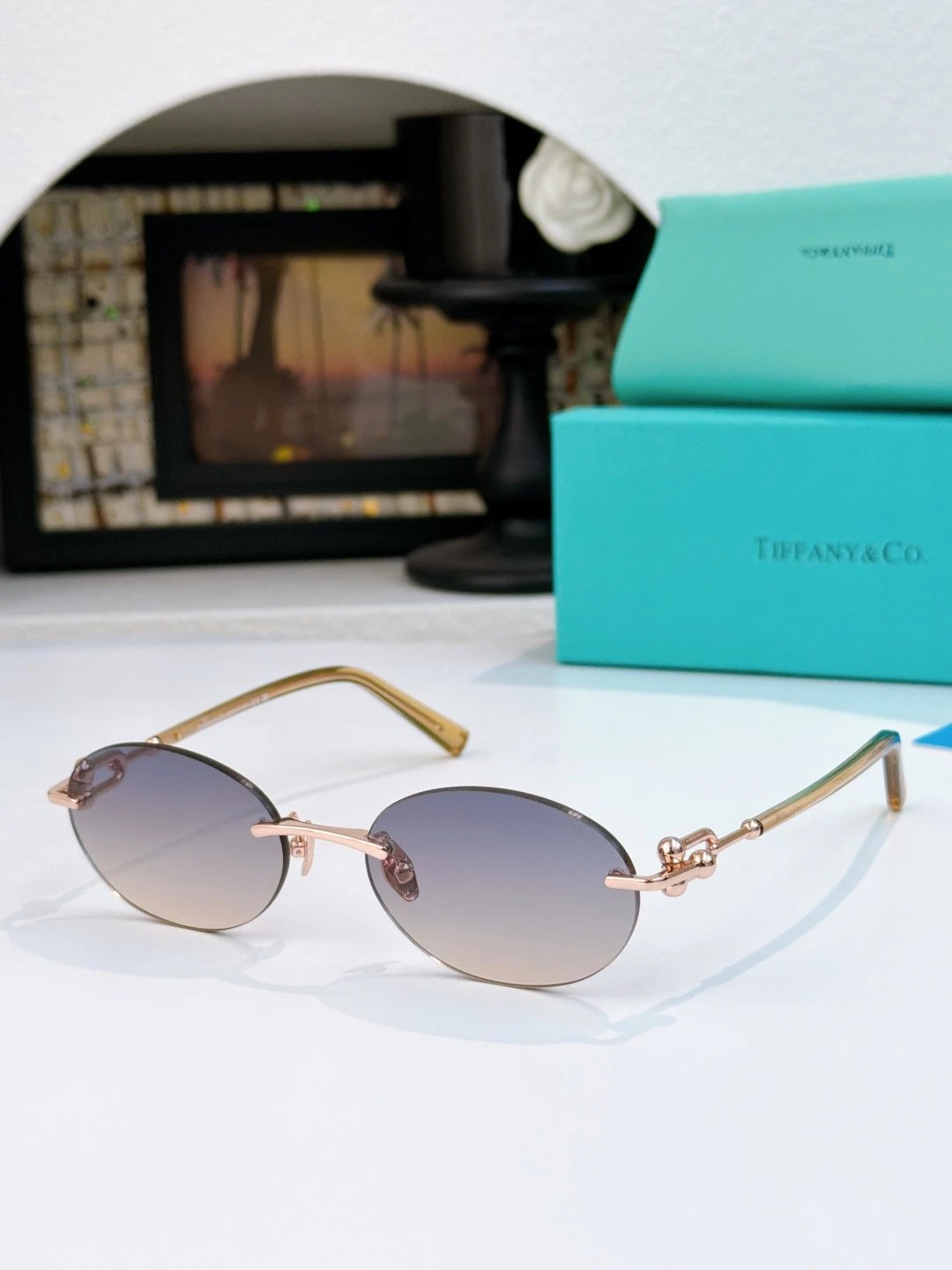 Tiffany TF3104D Sunglasses 56-18-140 — photo 5