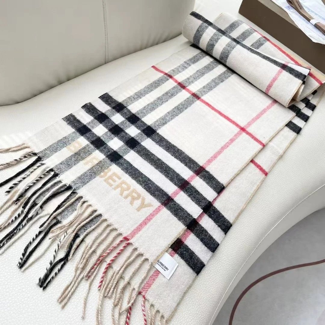 Burberry Cashmere Scarf Ver.C — QC