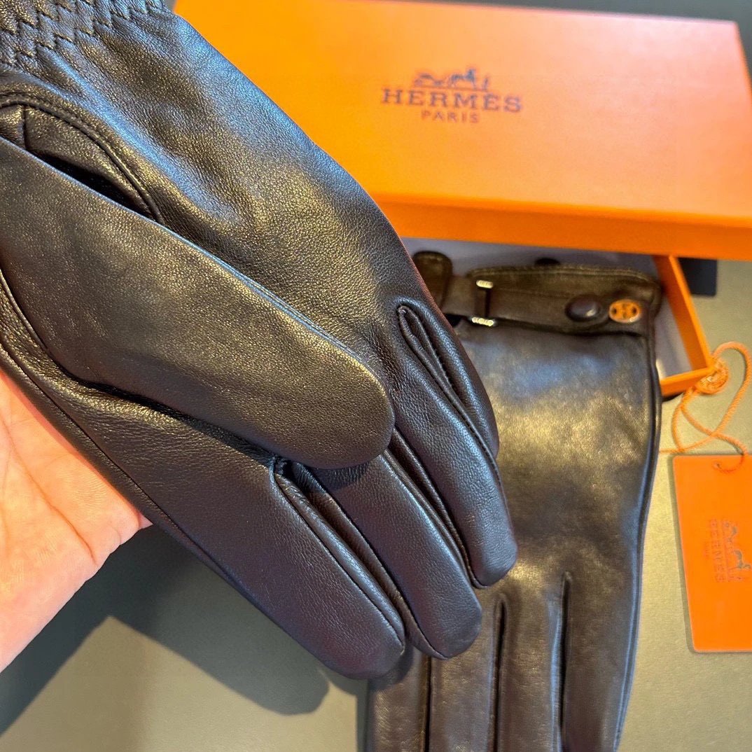 Hermes Lambskin Gloves Ver.A — Photo 4