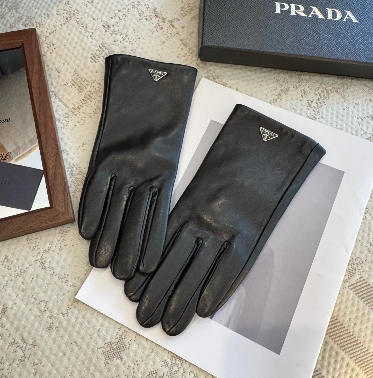 Prada Lambskin Cashmere Gloves Ver.A — QC