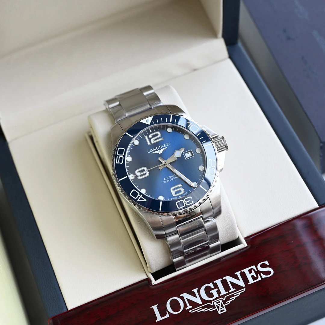 Longines automatisch horloge met blauwe wijzerplaat en roestvrijstalen band 43 mm
