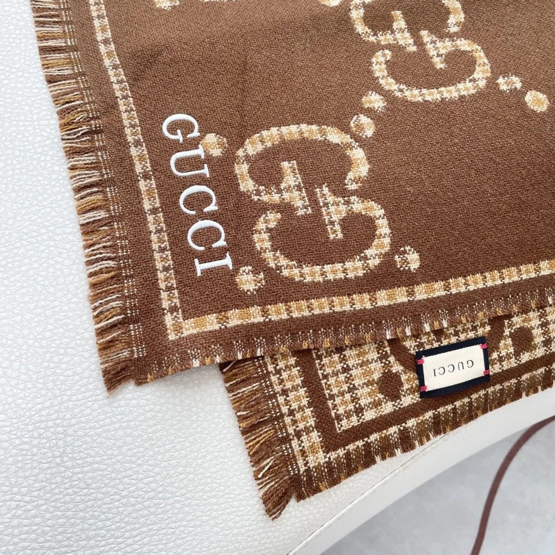 Gucci Cashmere Shawl Ver.G — Photo 9