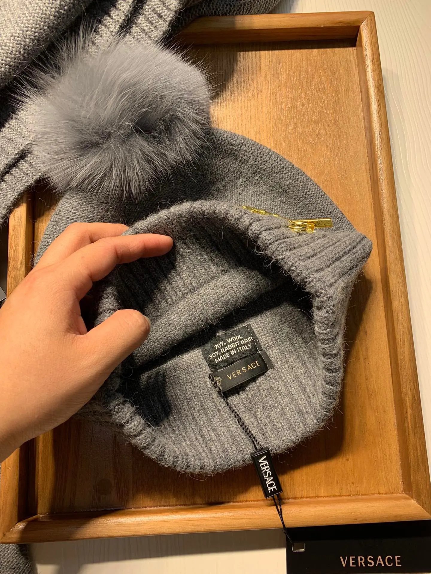 Versace Wool Rabbit Fur Scarf & Hat Set Ver.B — Photo 9