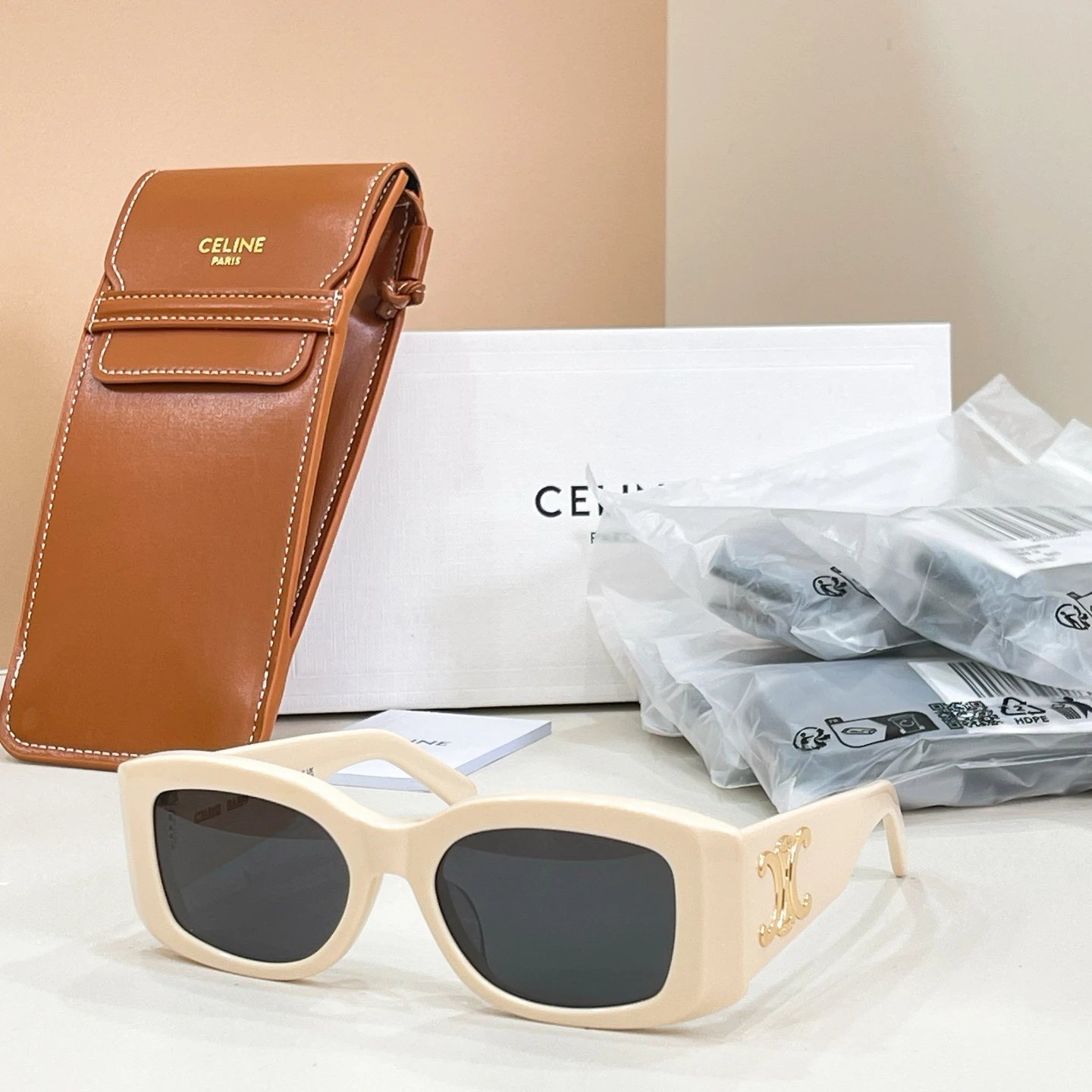 Celine CL40282U Sunglasses 53-18-135 — photo 4