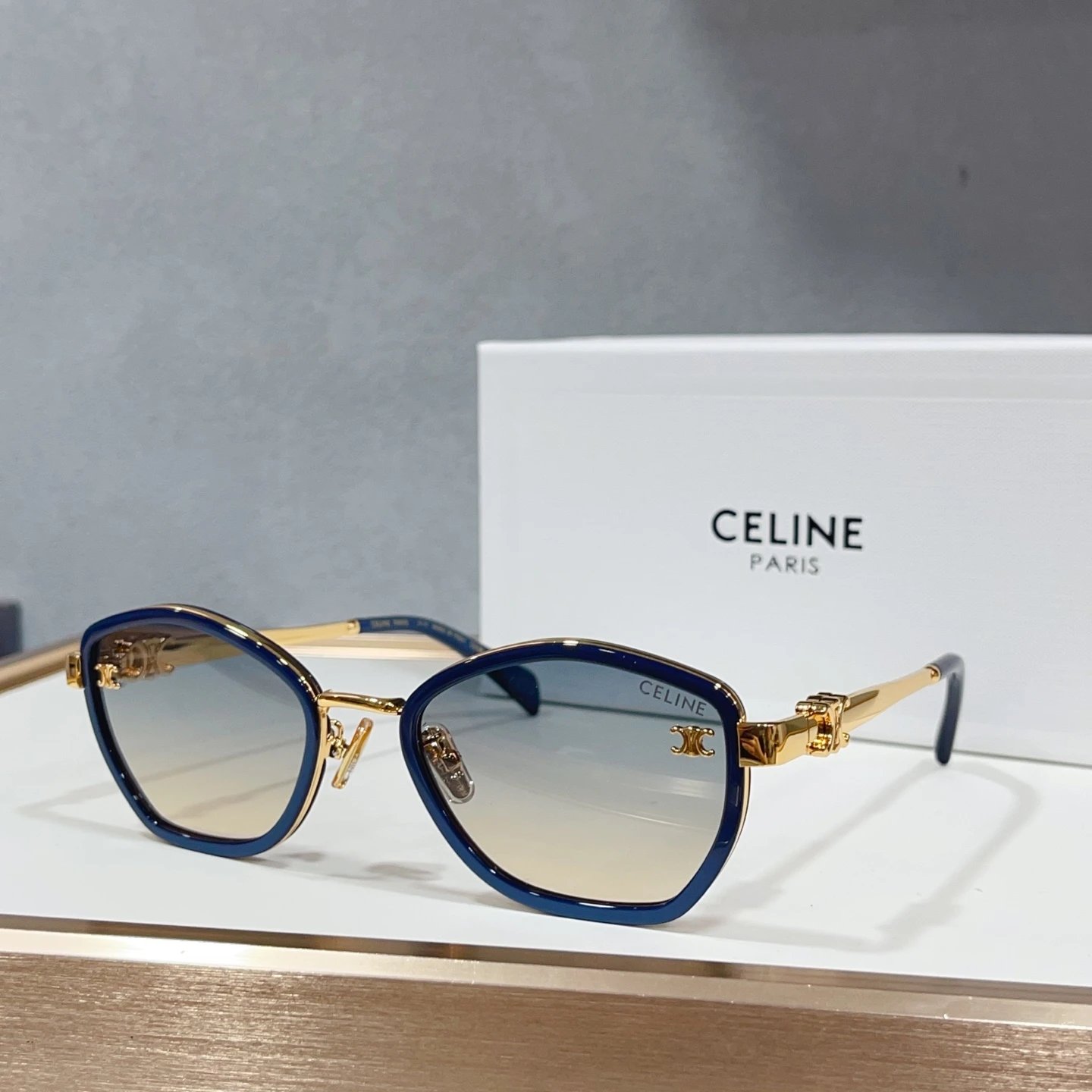 Celine CL42134U Sunglasses 56-22-145 — QC
