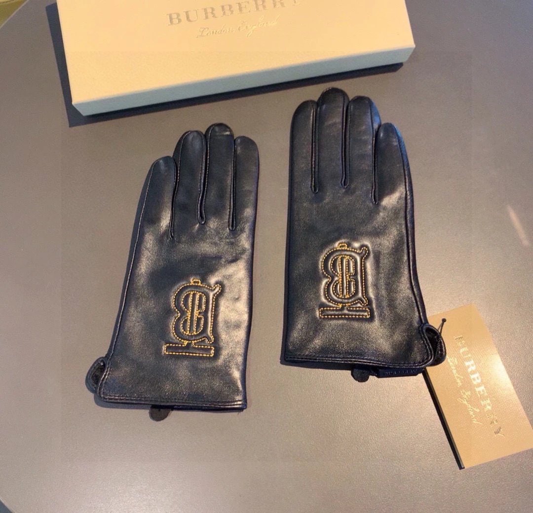 Burberry Lambskin Cashmere Gloves — Photo 8