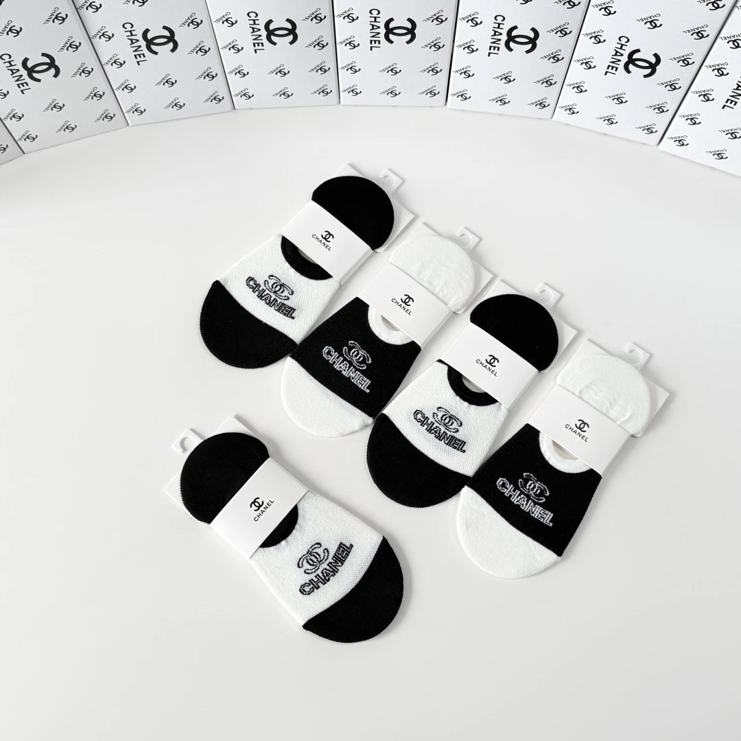 Chanel Classic No-Show Socks 5-Pair Box — photo 5
