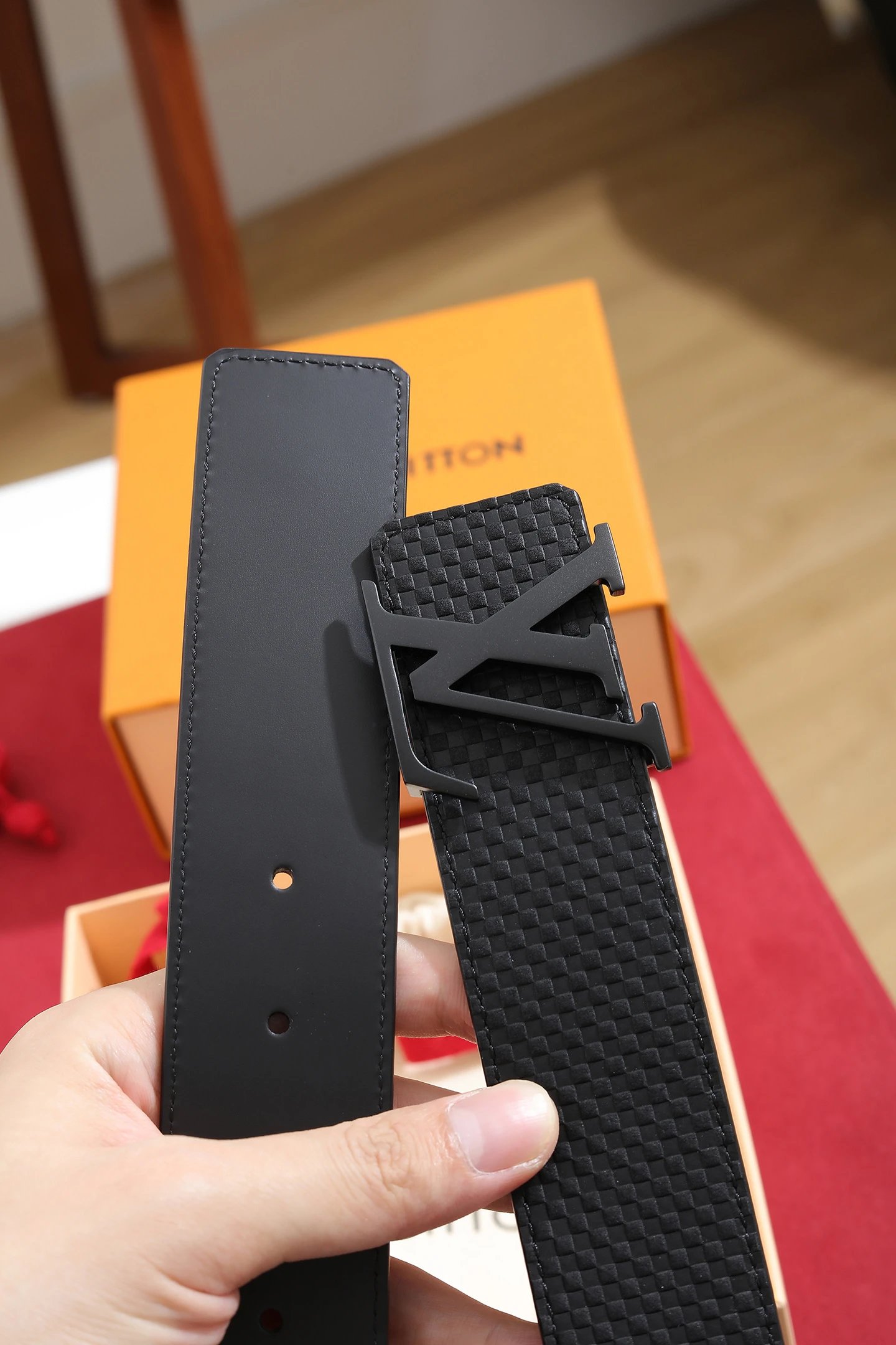 Louis Vuitton Leather Belt Ver.B — QC