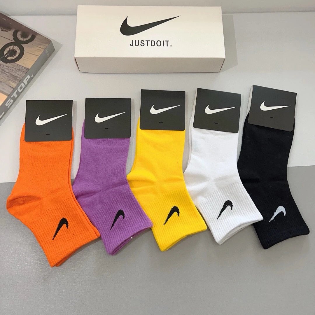 Nike Crew Socks Ver.C — Zdjęcie 4
