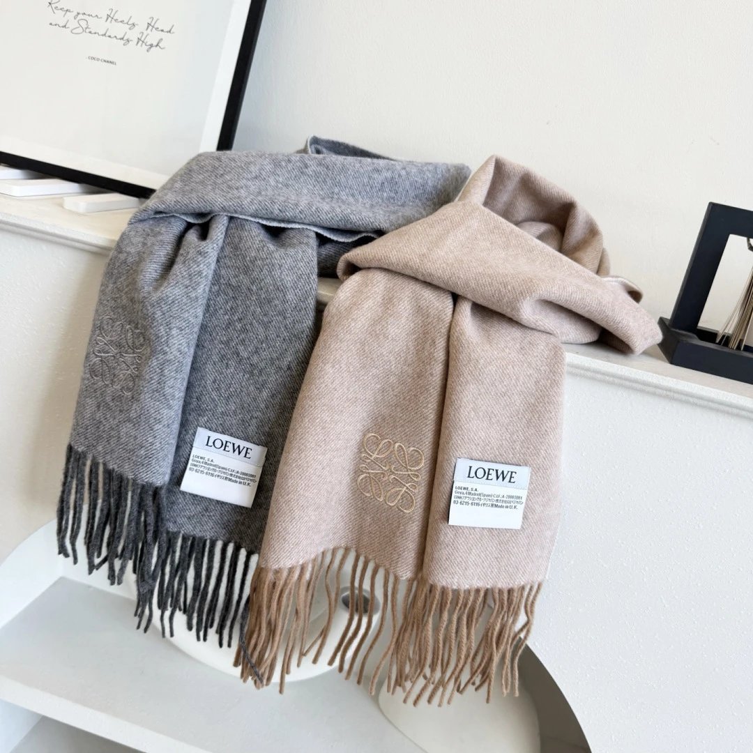 Loewe Cashmere Scarf Ver.G — QC