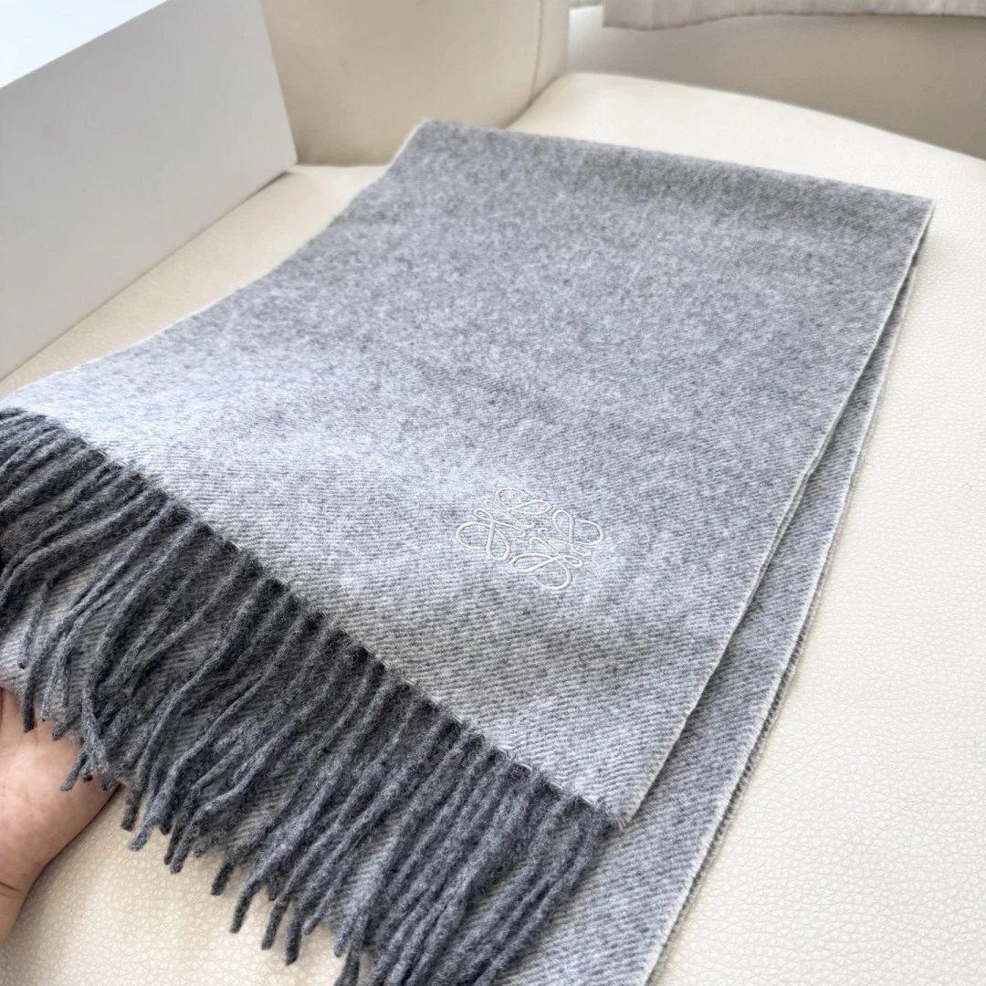 Loewe Cashmere Scarf Ver.G — QC