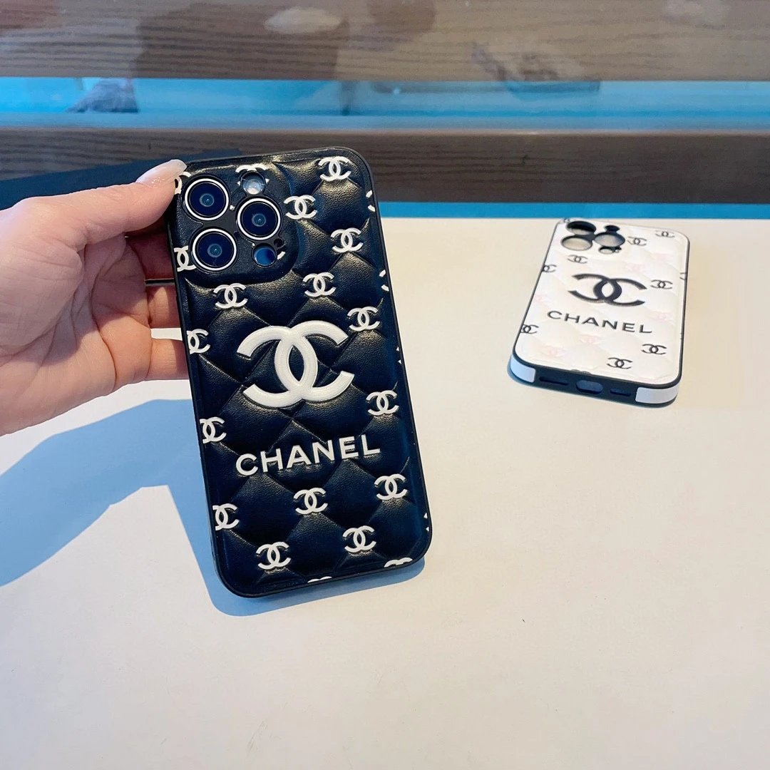 Chanel Phone Case Ver.J — Photo 3
