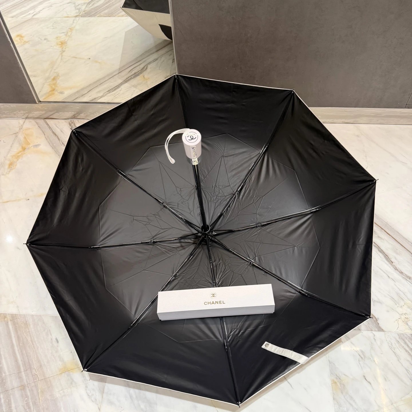 Chanel UV Protection Folding Umbrella Ver.L — Photo 7