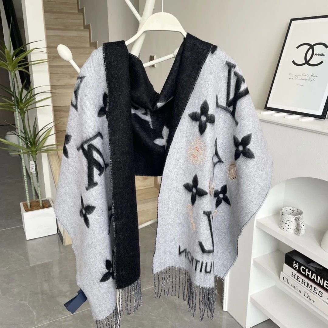 Louis Vuitton Cashmere Scarf Ver.D — Photo 6