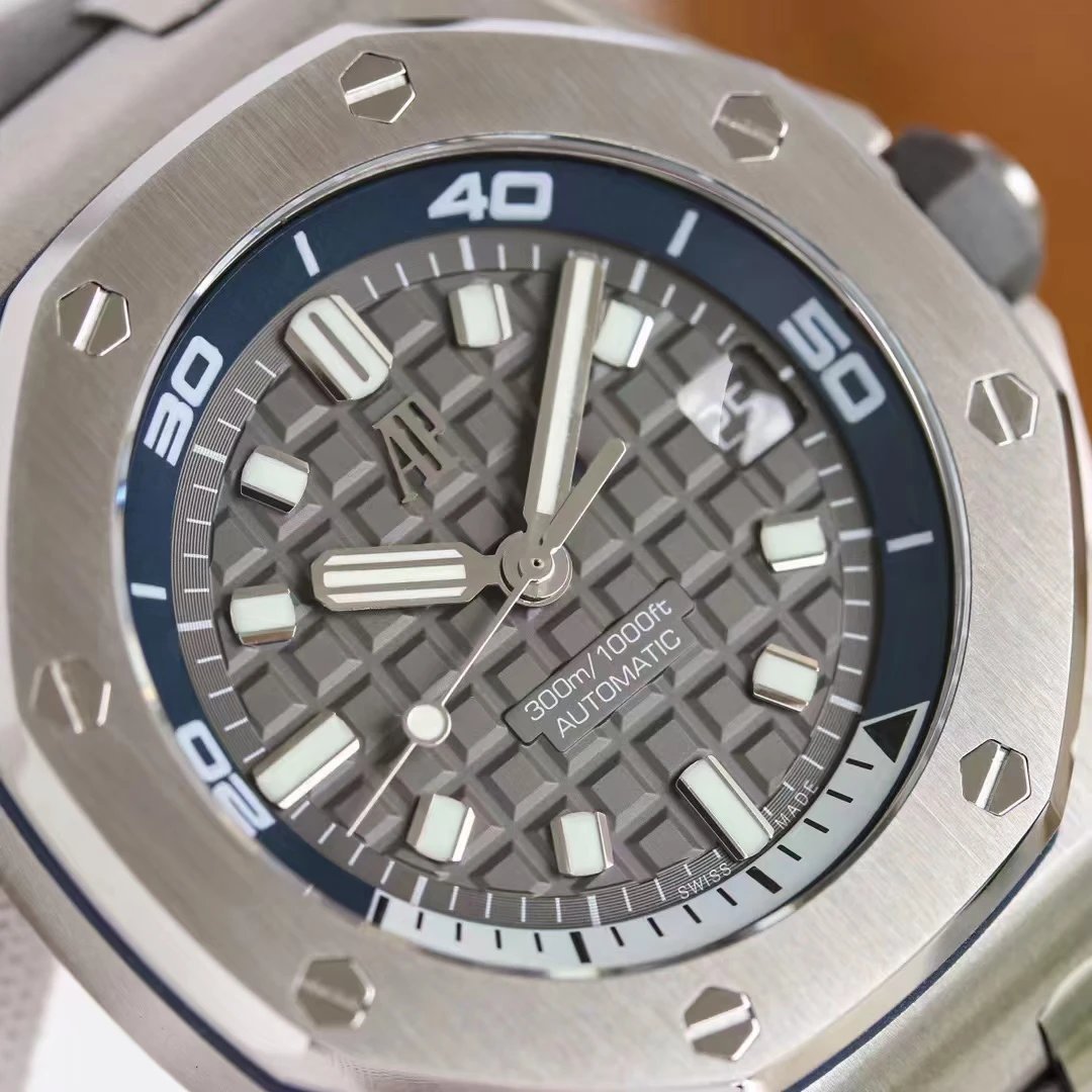 Audemars Piguet Royal Oak Automatic Watch 42mm Ver.A — Photo 6