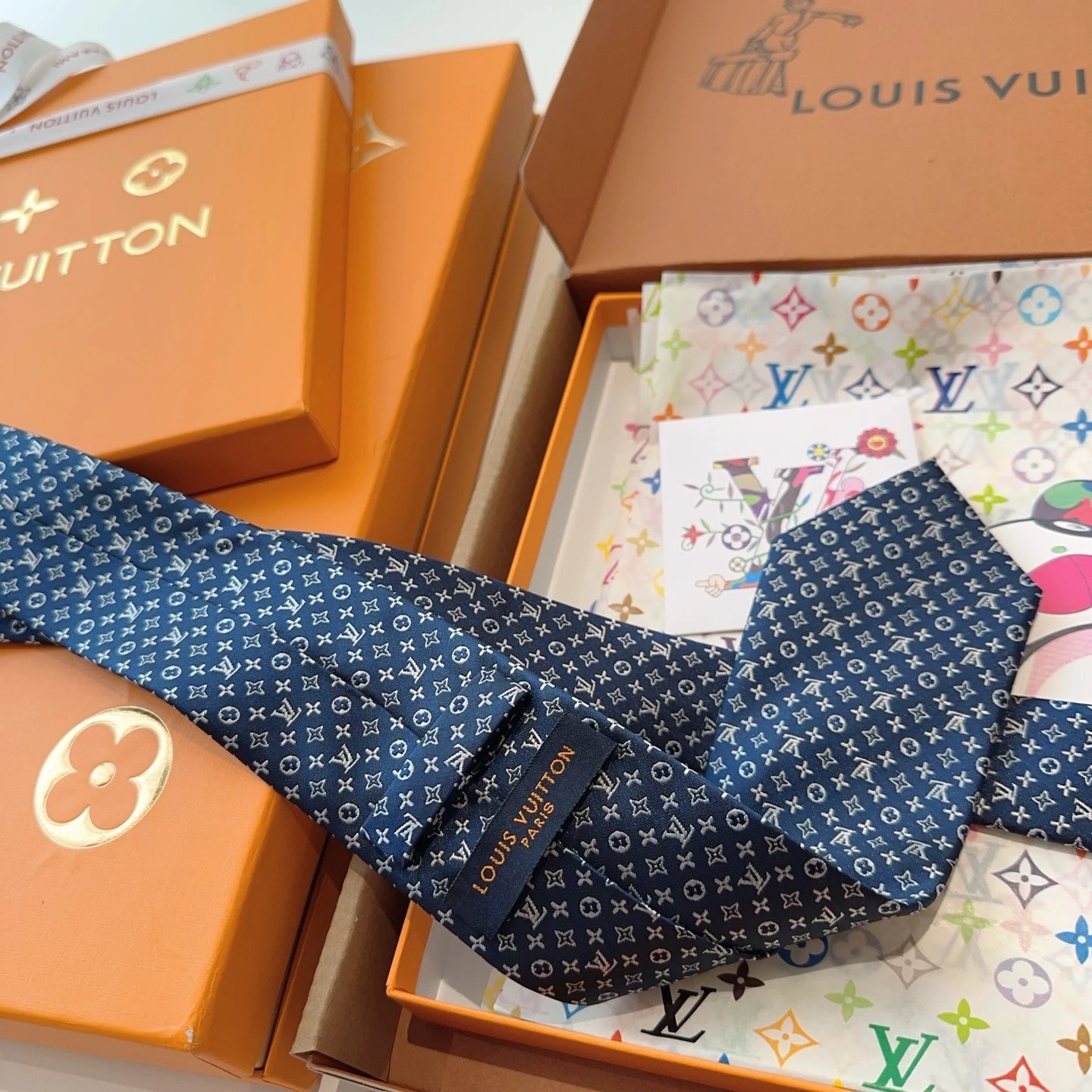 Louis Vuitton Silk Tie Ver.J — Photo 5