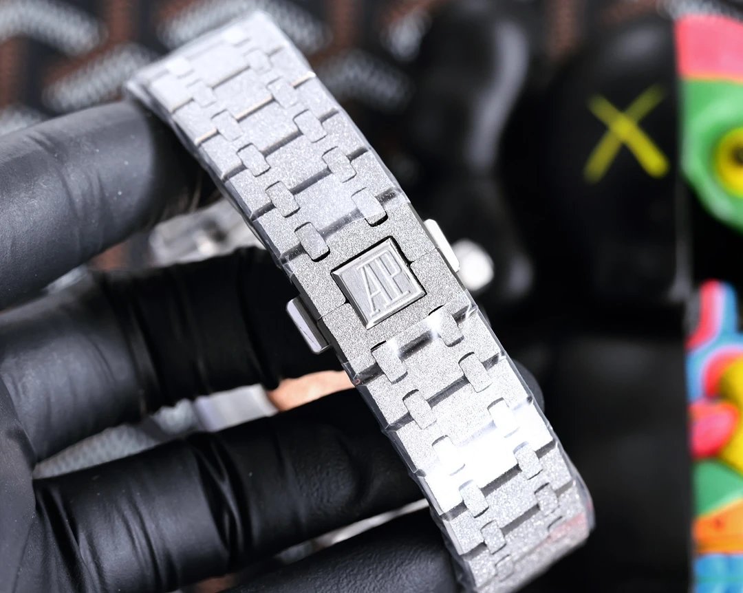 Audemars Piguet Royal Oak Automatic Watch 45mm — photo 7