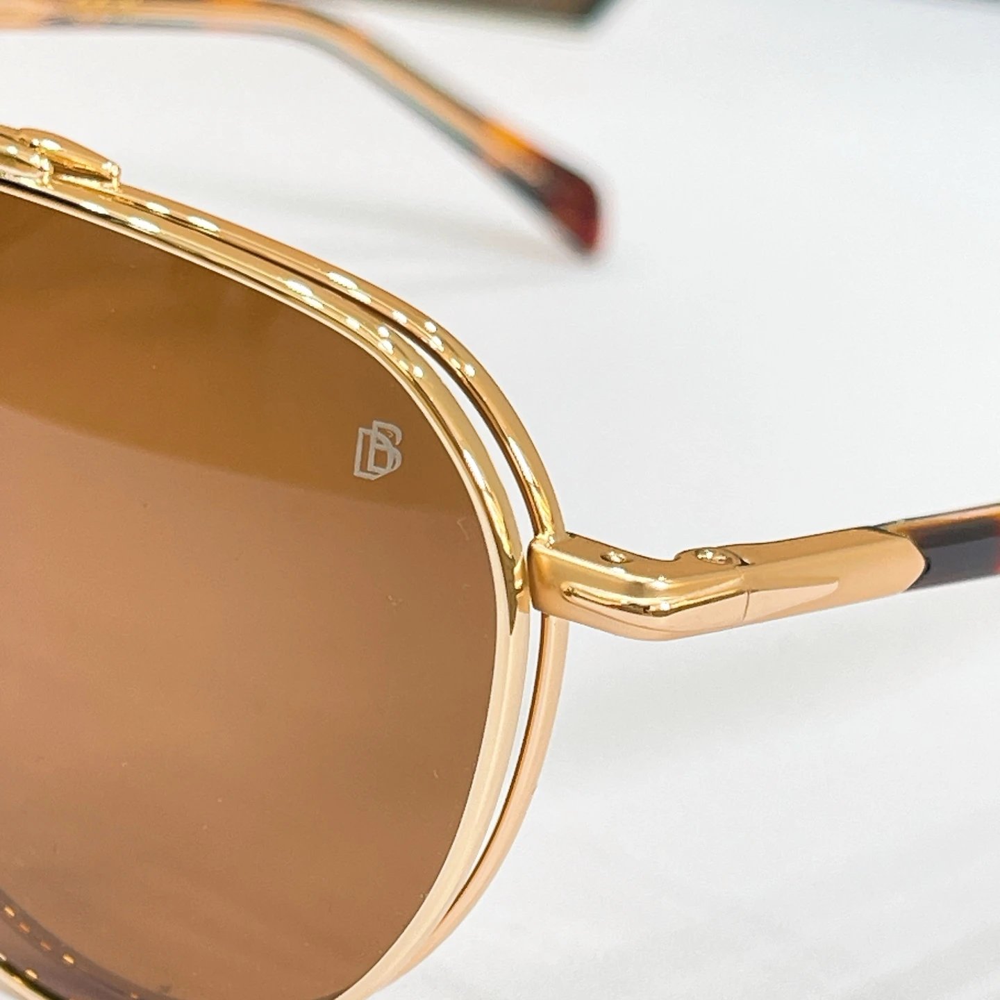 David Beckham DB 1238 Sunglasses Ver.B — photo 6