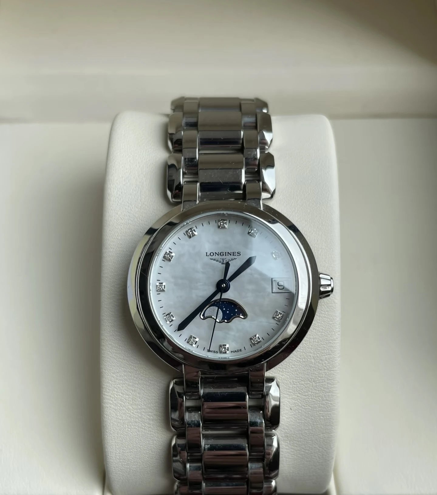 Longines roestvrijstalen horloge met parelmoeren wijzerplaat en maanfase