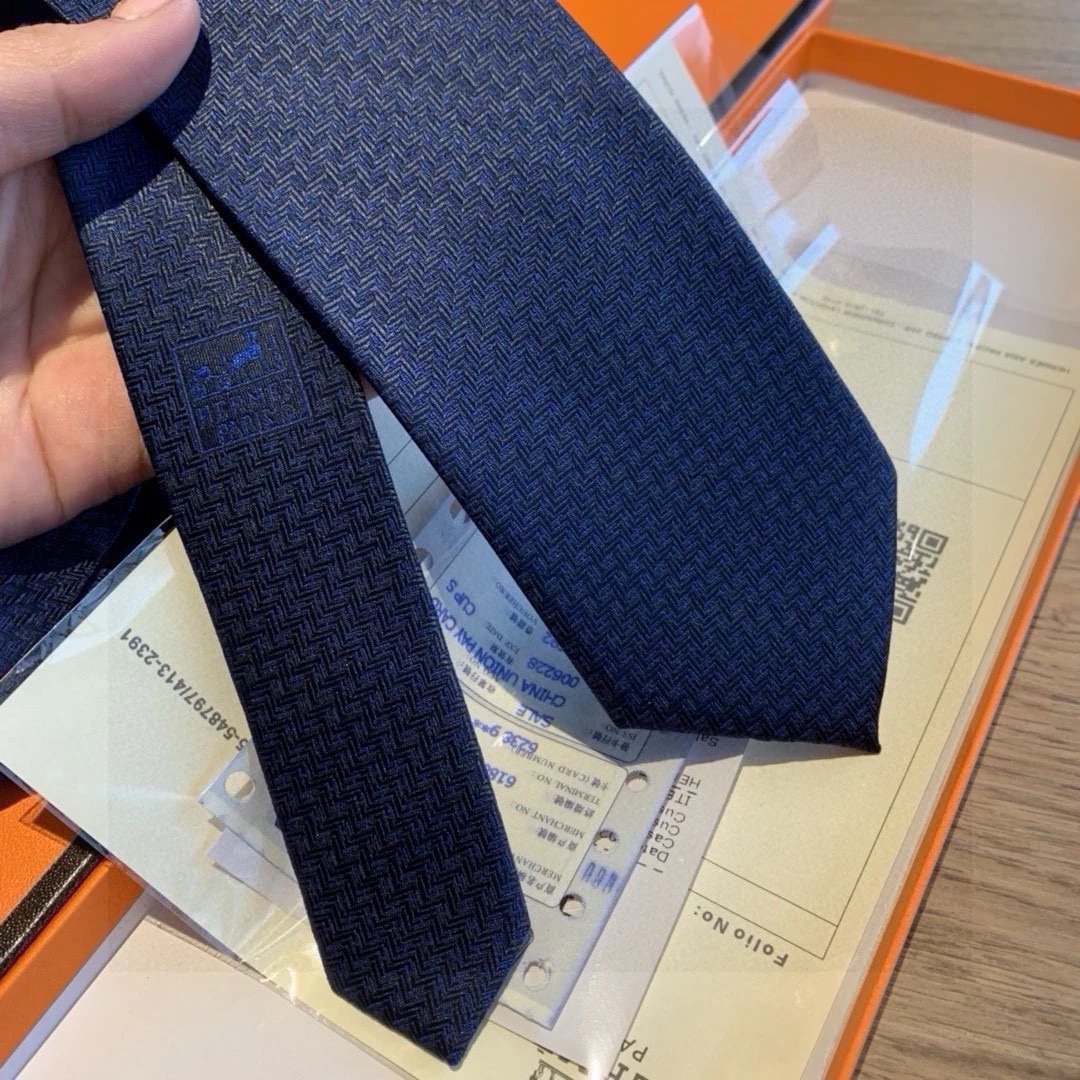 Burberry Silk Tie Ver.L — Photo 4