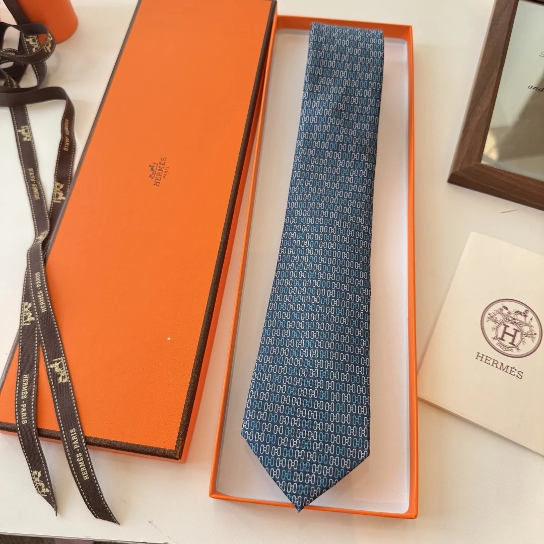 Hermes Silk Tie Ver.B — Photo 2